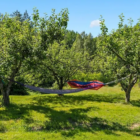 Romantic With Idyllic Garden Våsjø