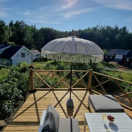 Romantic With Idyllic Garden Holiday home Vasjo