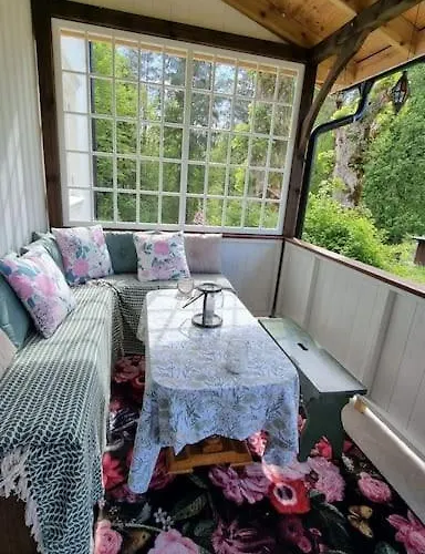 Romantic With Idyllic Garden