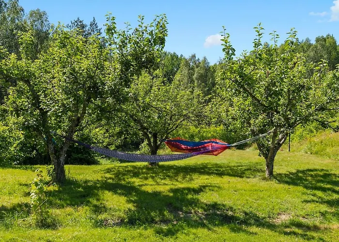 Romantic With Idyllic Garden Våsjø